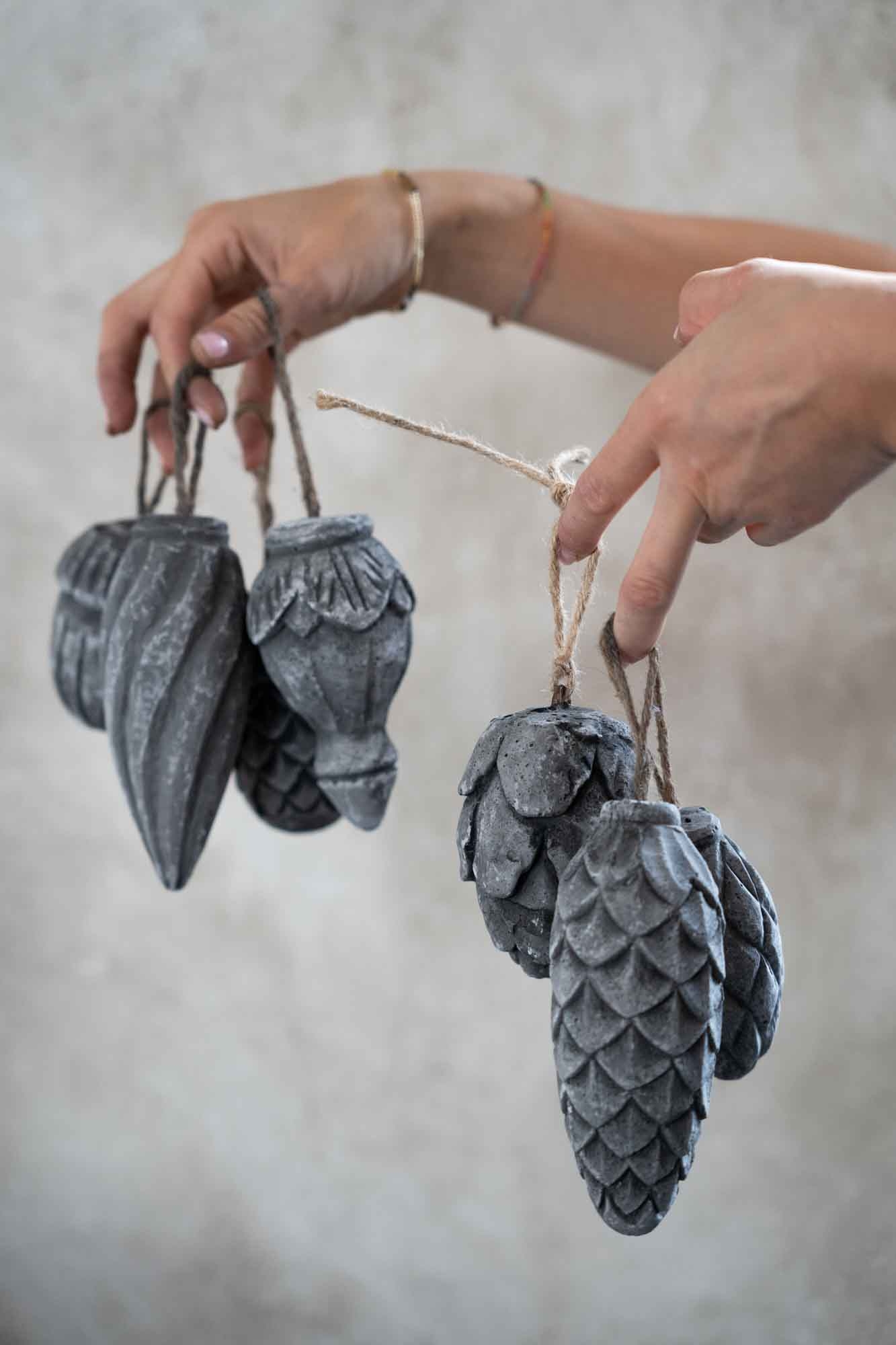 Kerst in Beton - Ornament Assorti Groot - Set van 2